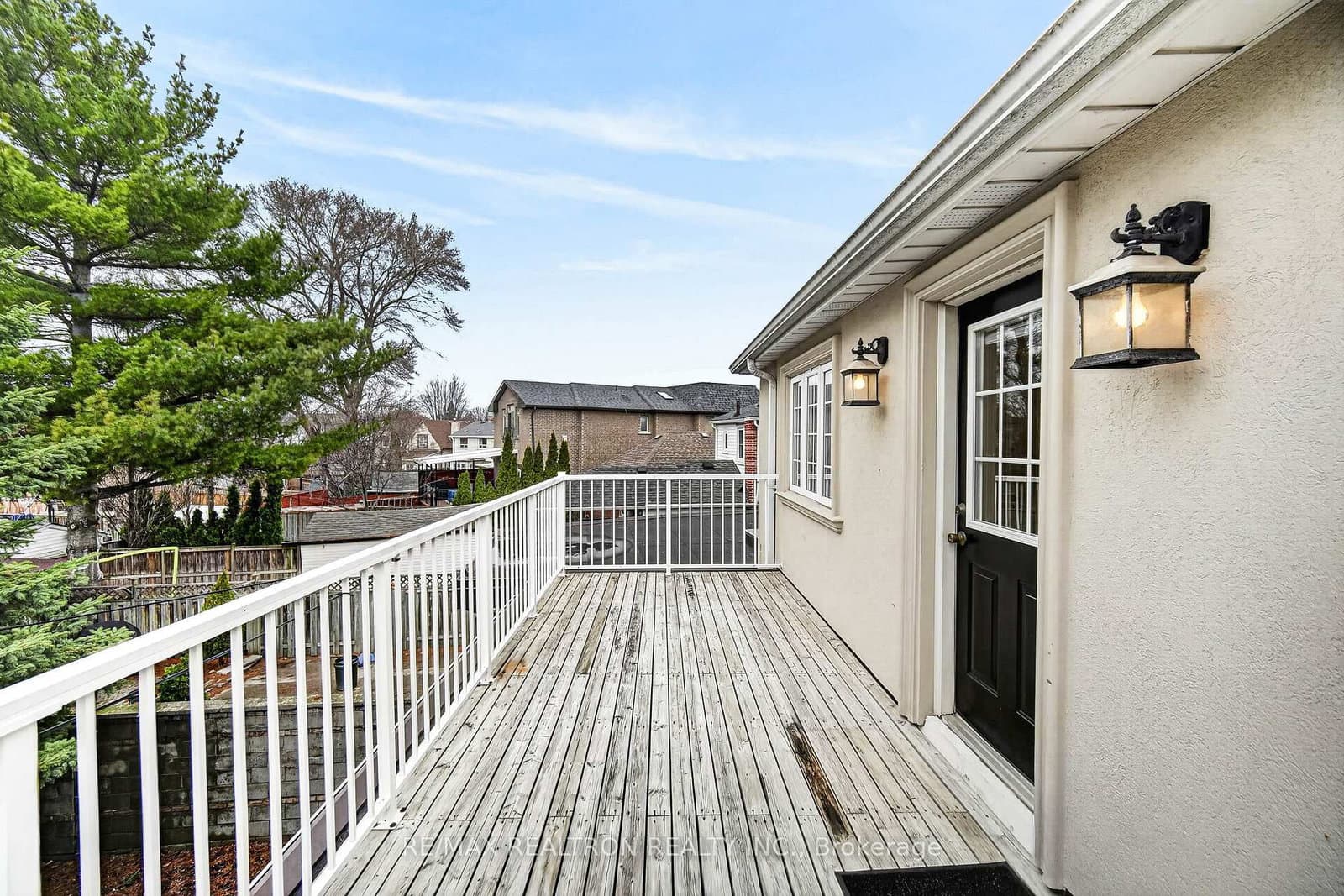 454 Donlands Avenue - Image 1