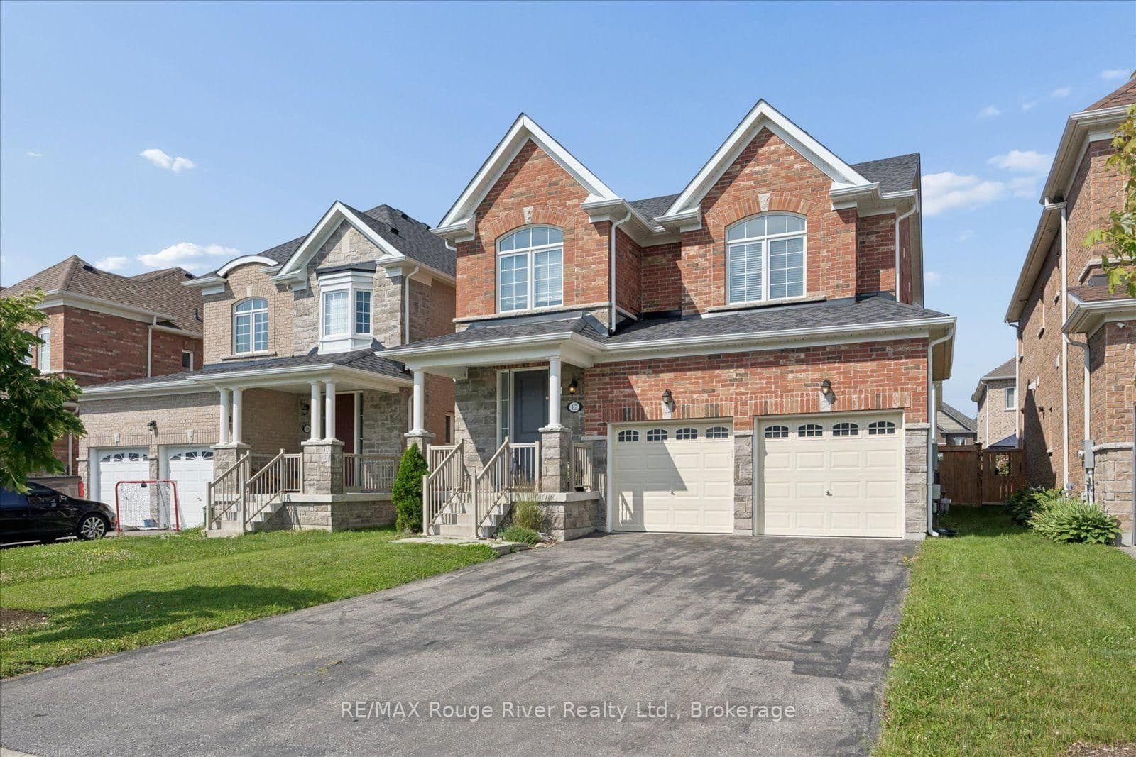 12 Bill Hutchinson Crescent - Image 4