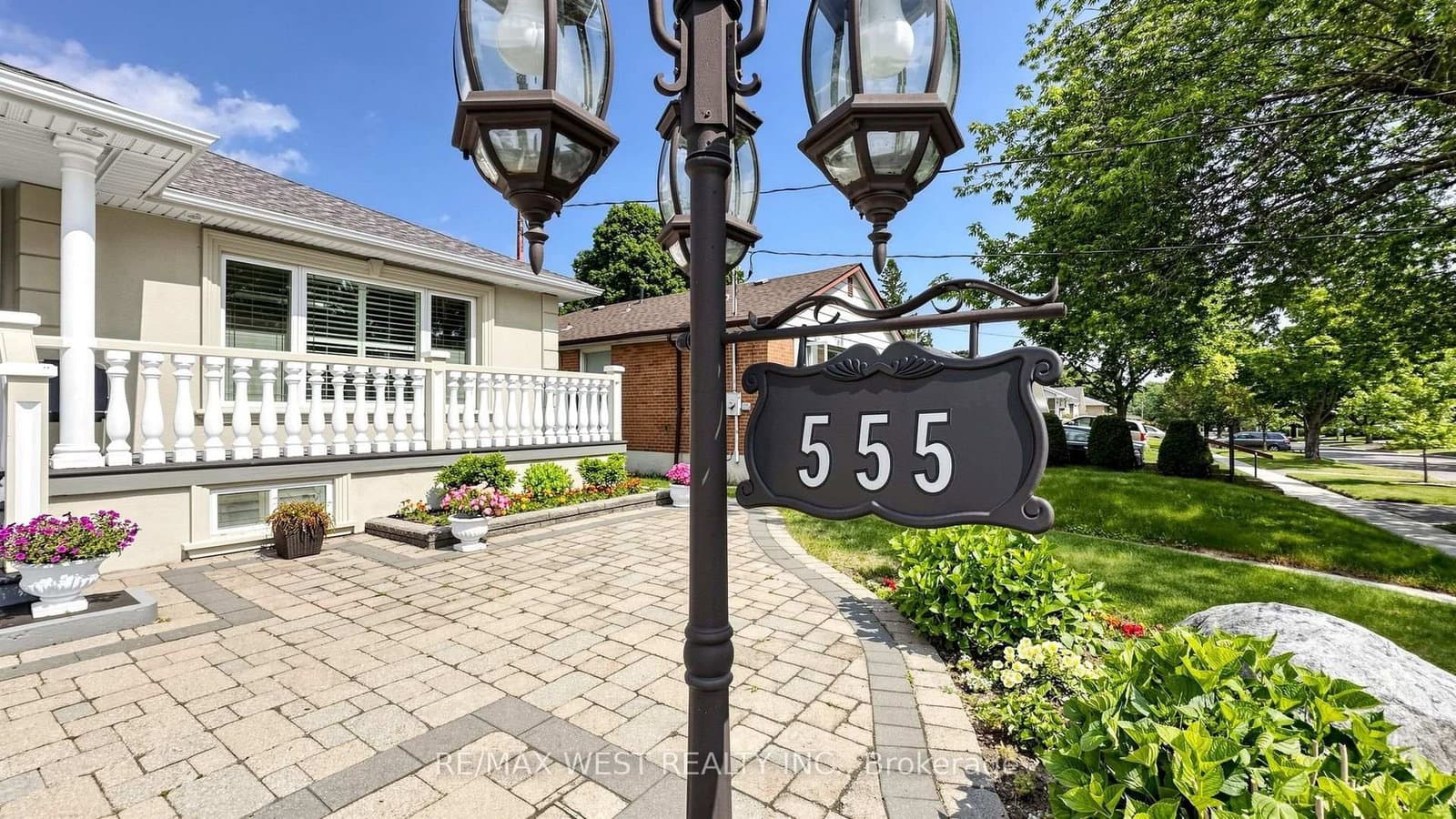 555 McCowan Road - Image 2