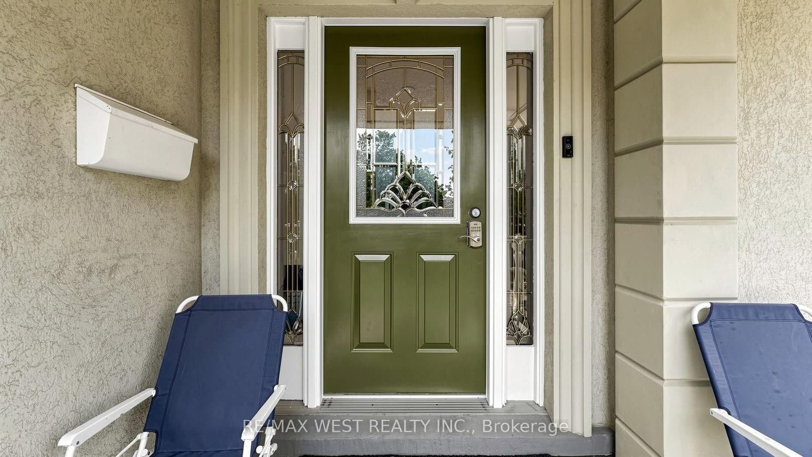 555 McCowan Road - Image 4