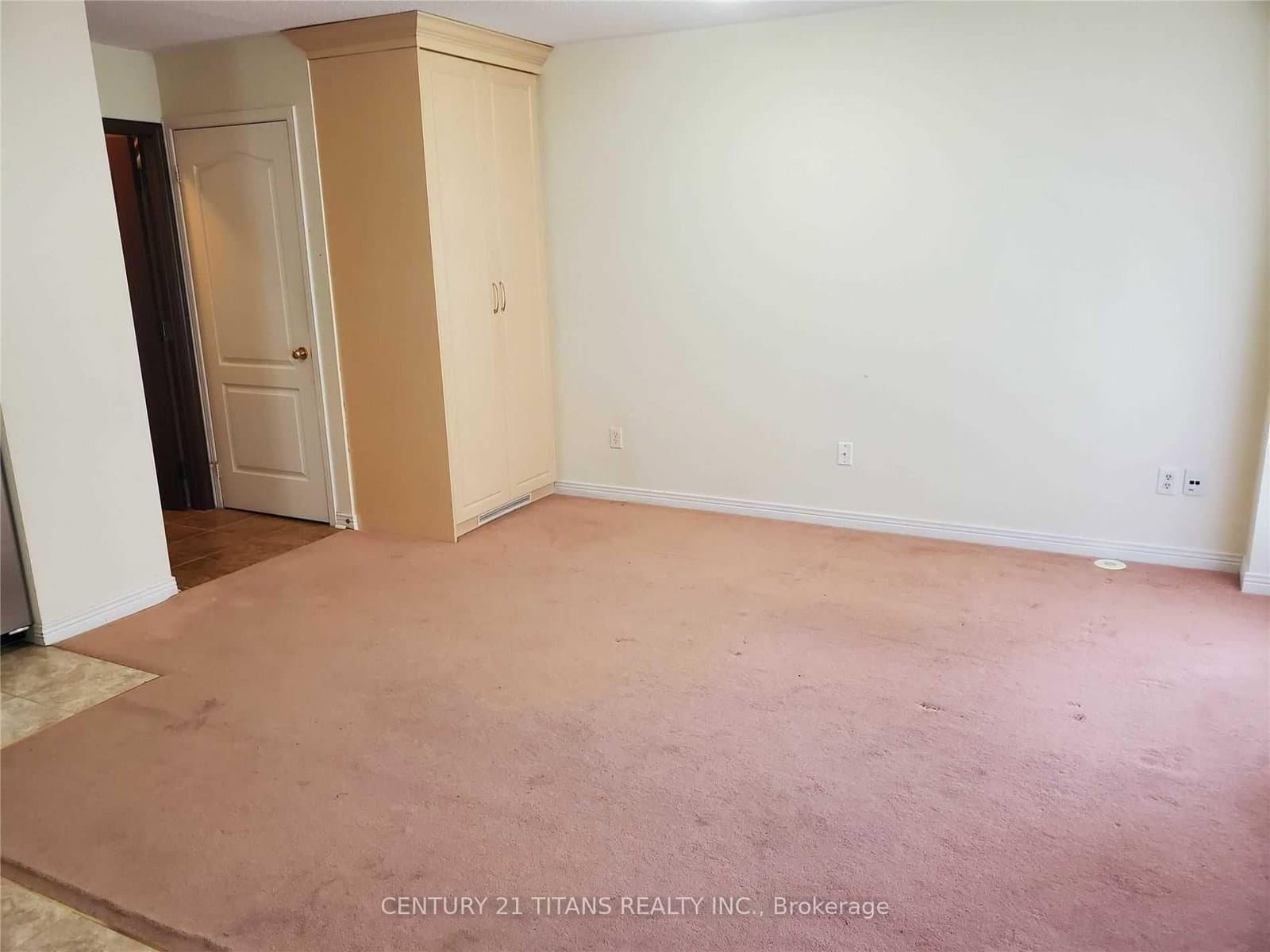 105 Wilkes Crescent - Image 6