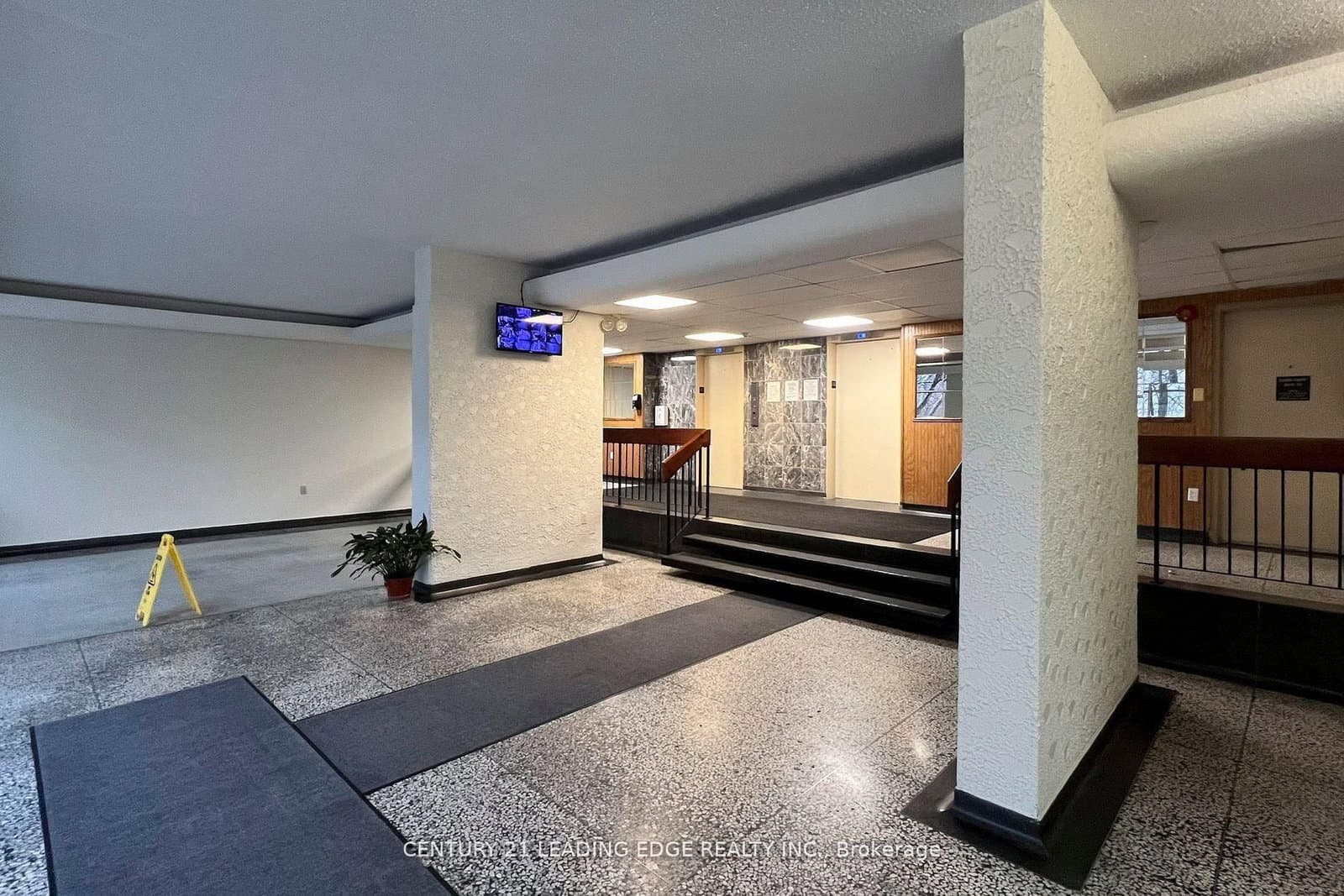 2245 Eglinton Avenue E, Unit 1005 - Image 5