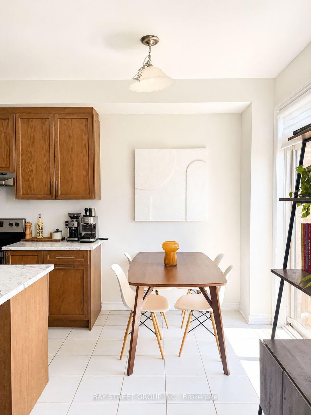 1130 Thompson Drive S - Image 3