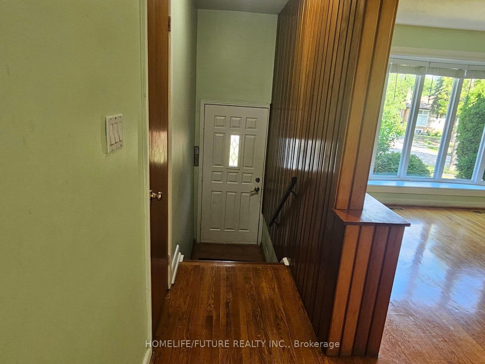 61 Hollyhedge Drive - Image 5