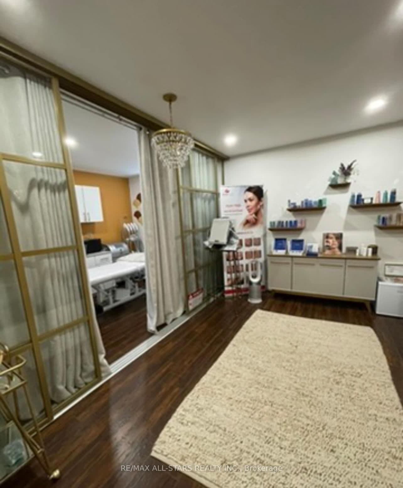 715 Queen Street E, Unit 206 - Image 2