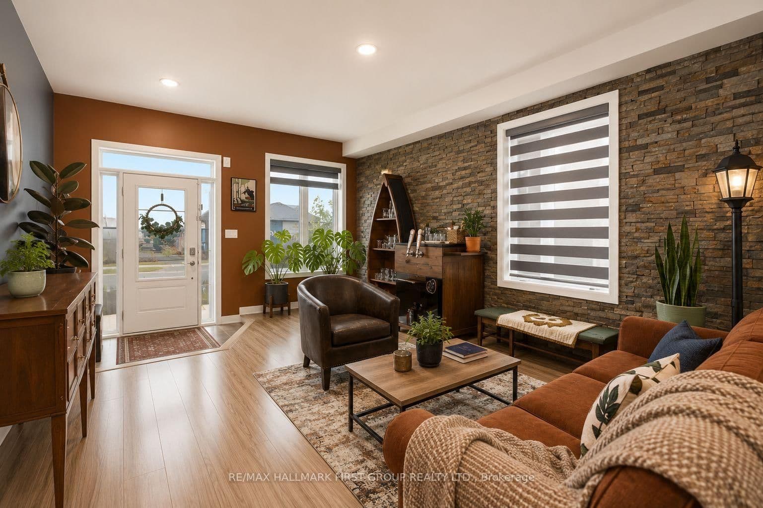 142 Vanier Street - Image 3