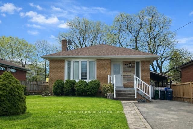 27 Safari Street, Unit (Main) - Image 1