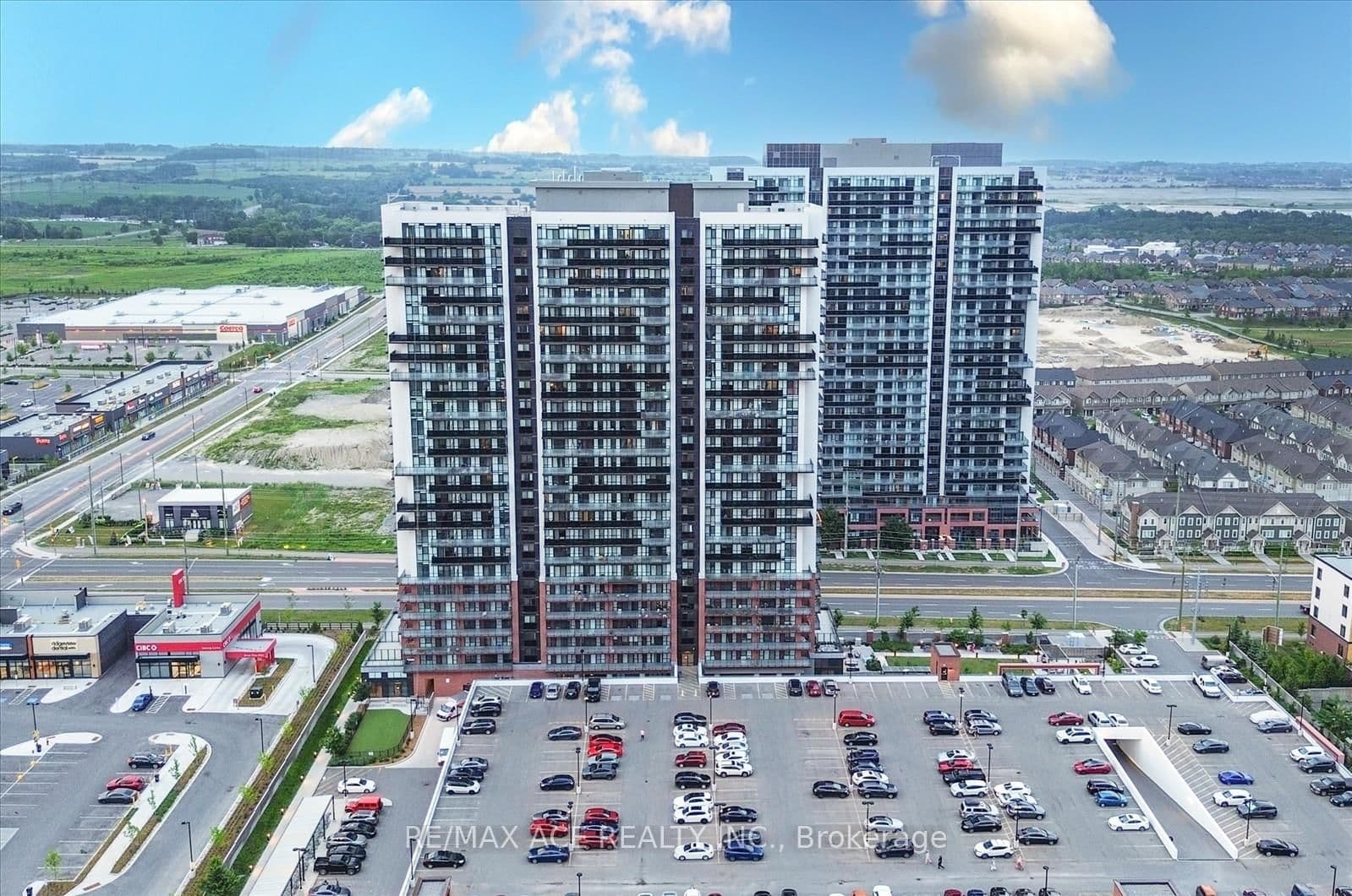 2550 Simcoe Street N, Unit 809 - Image 1