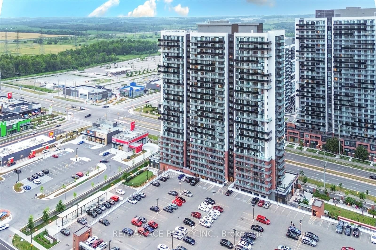 2550 Simcoe Street N, Unit 809 - Image 4