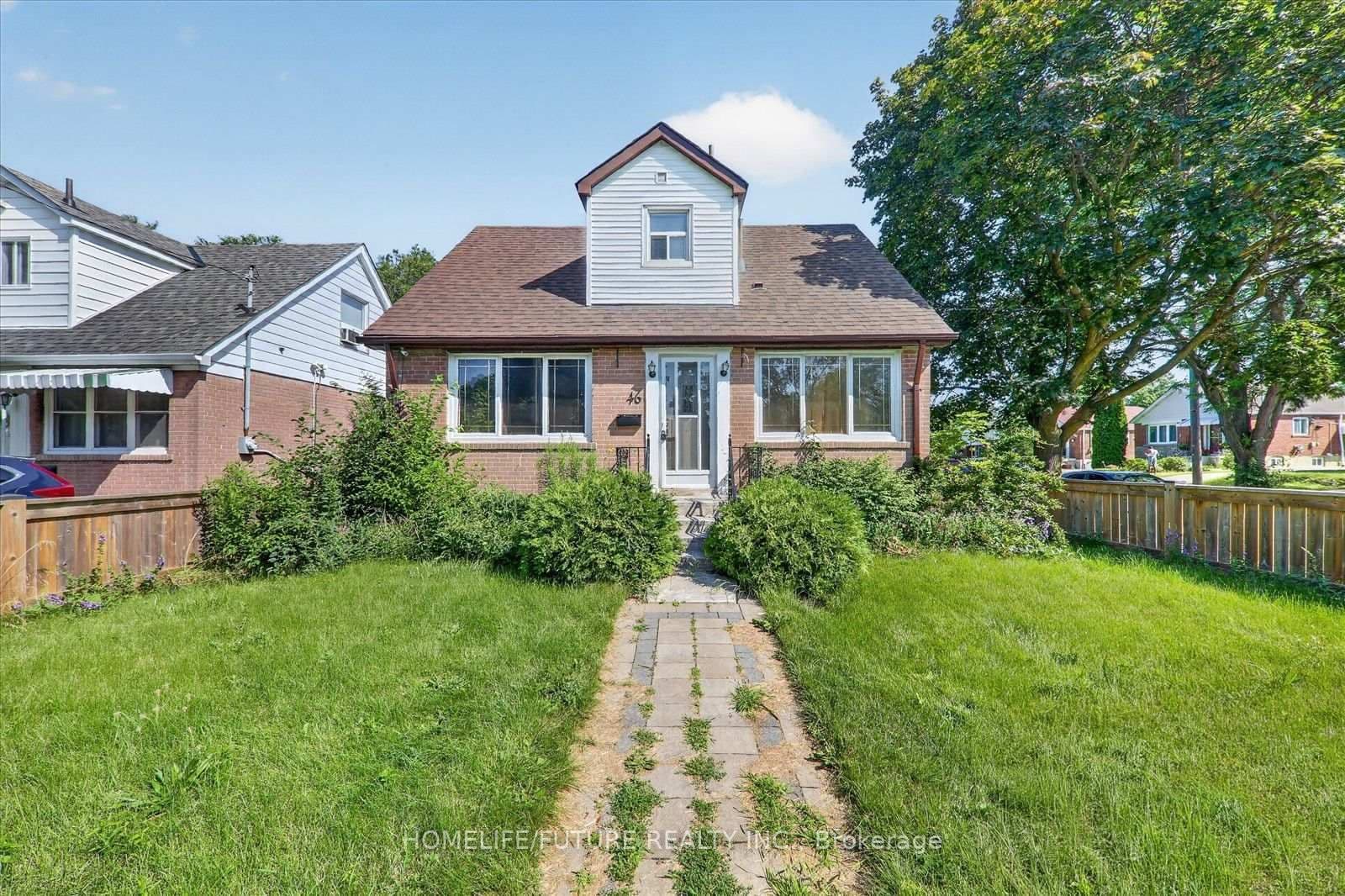 46 Stamford Square N - Image 2