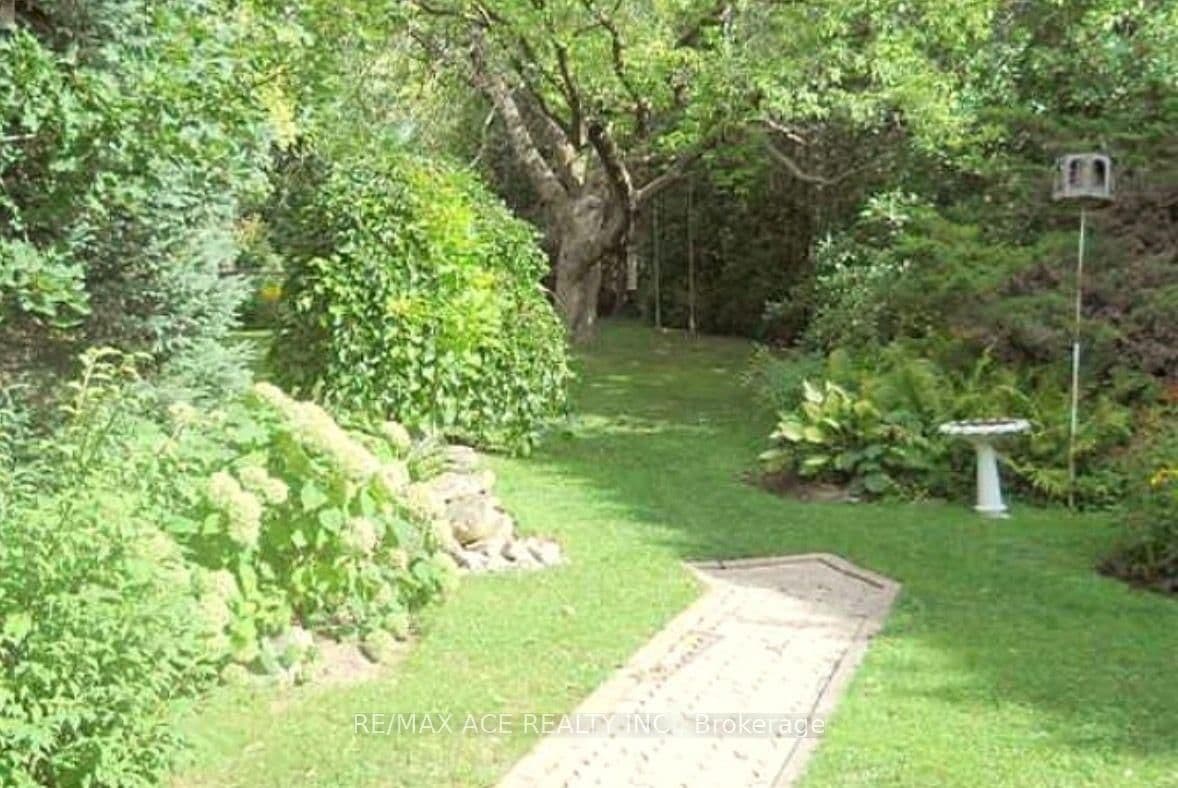 1470 Finch Avenue - Image 5