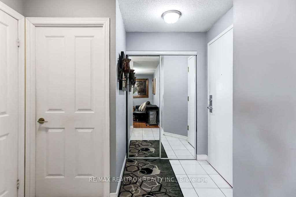 68 Corporate Drive, Unit 526 - Image 3
