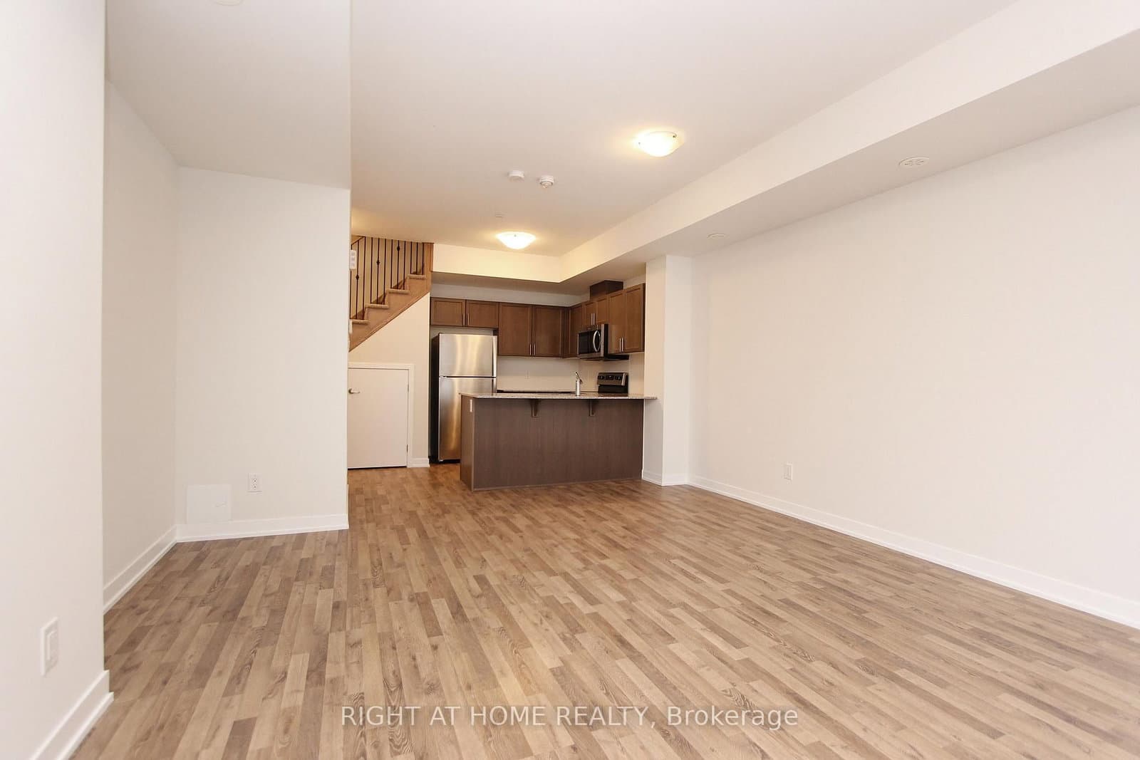 1460 Whites Road, Unit 405 - Image 4