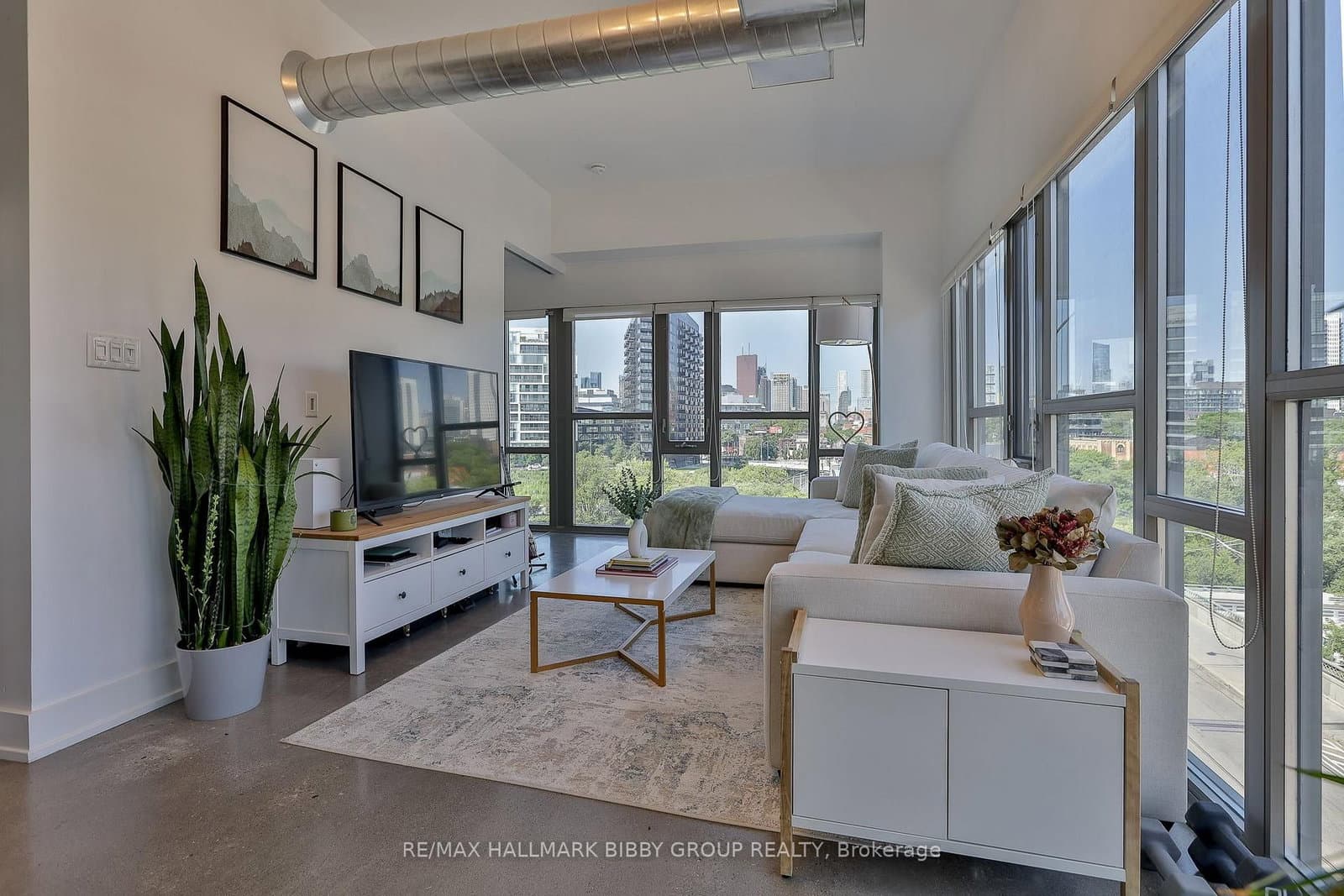 625 Queen Street E, Unit 409 - Image 2