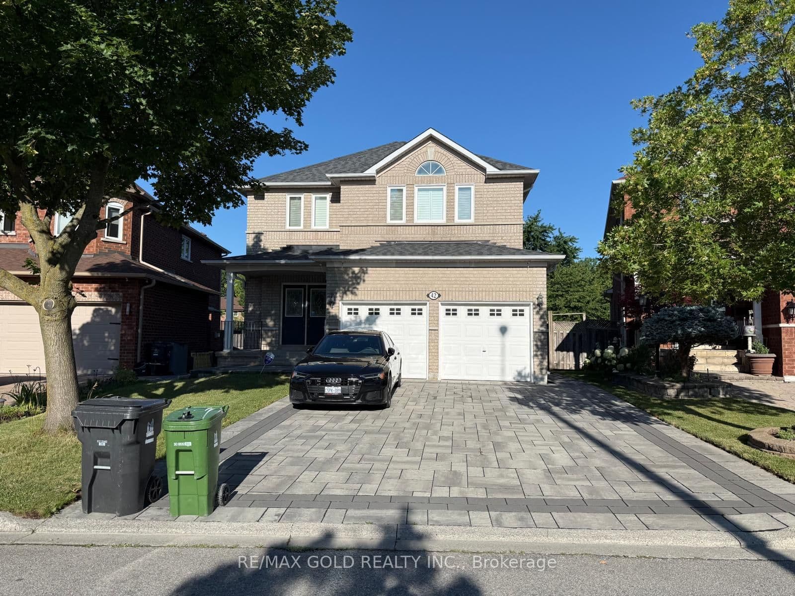 42 Stonebridge Boulevard - Image 2