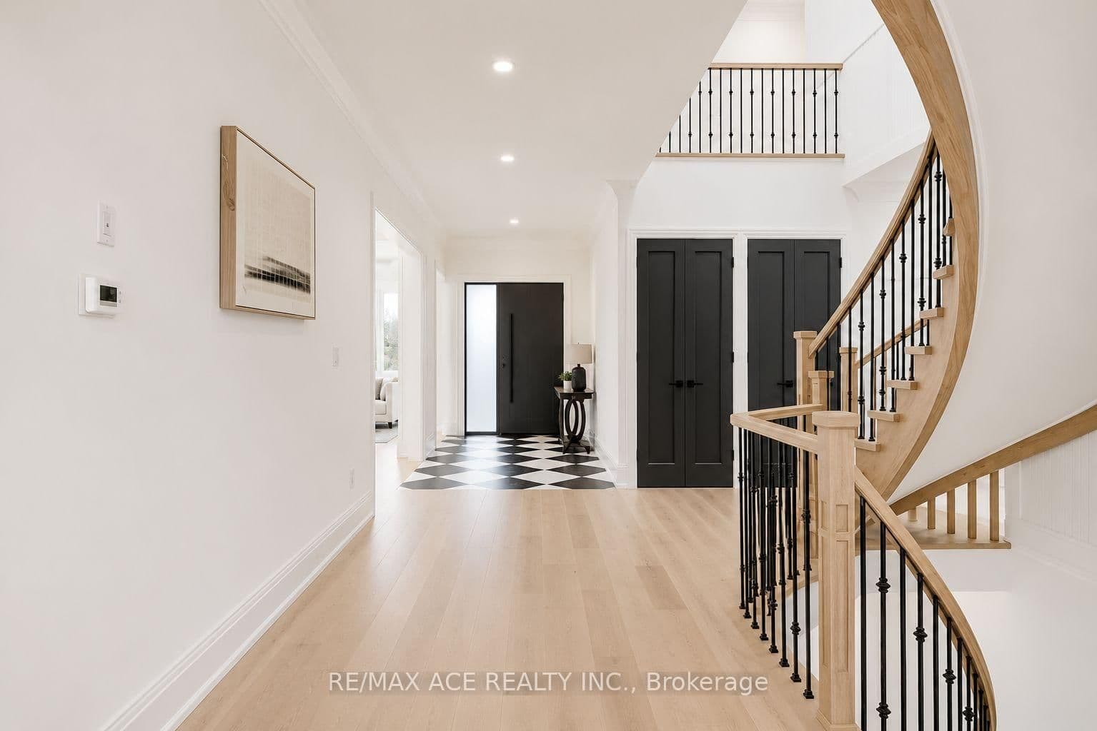 12 Euclid Avenue - Image 2