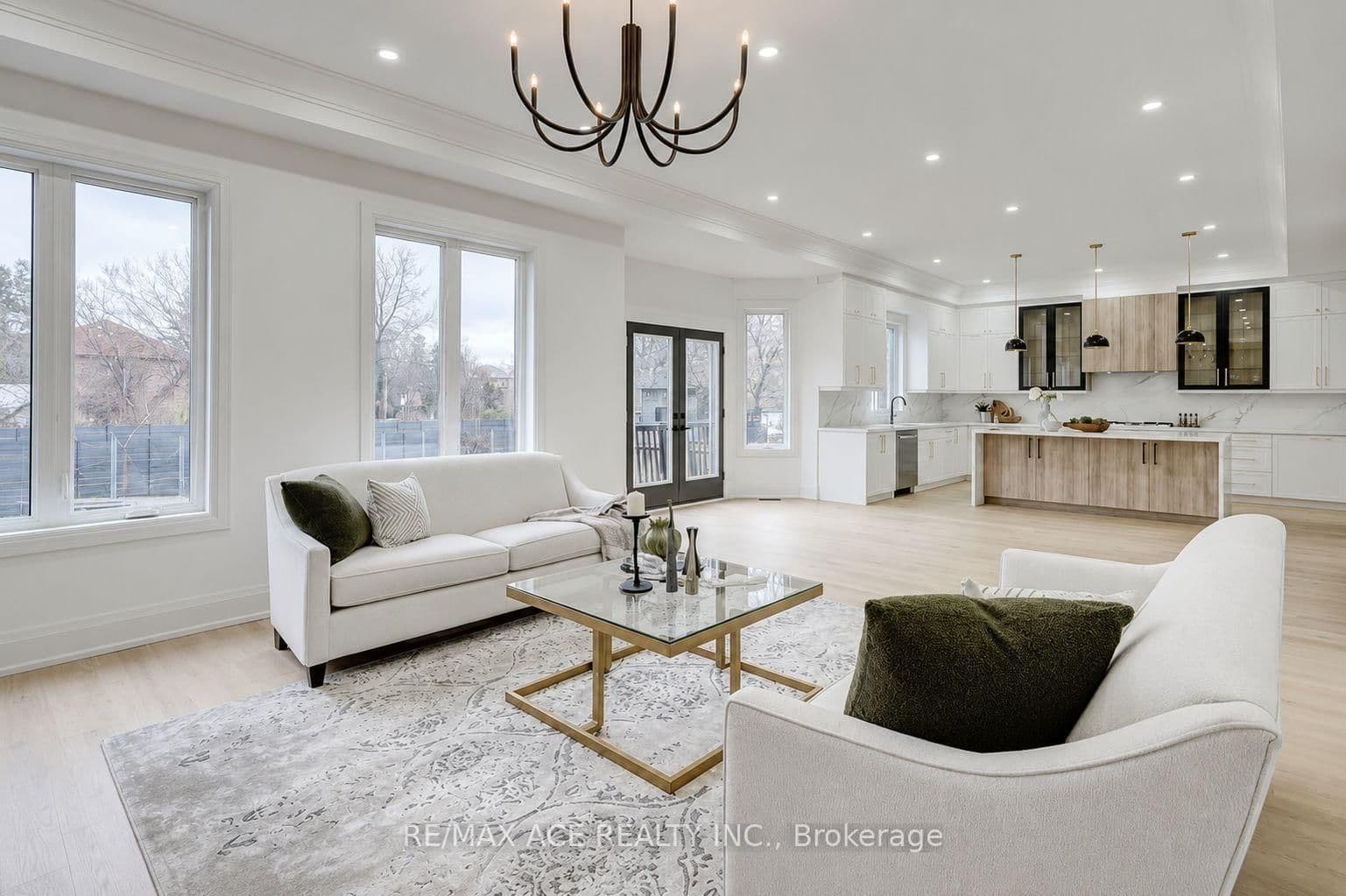 12 Euclid Avenue - Image 4