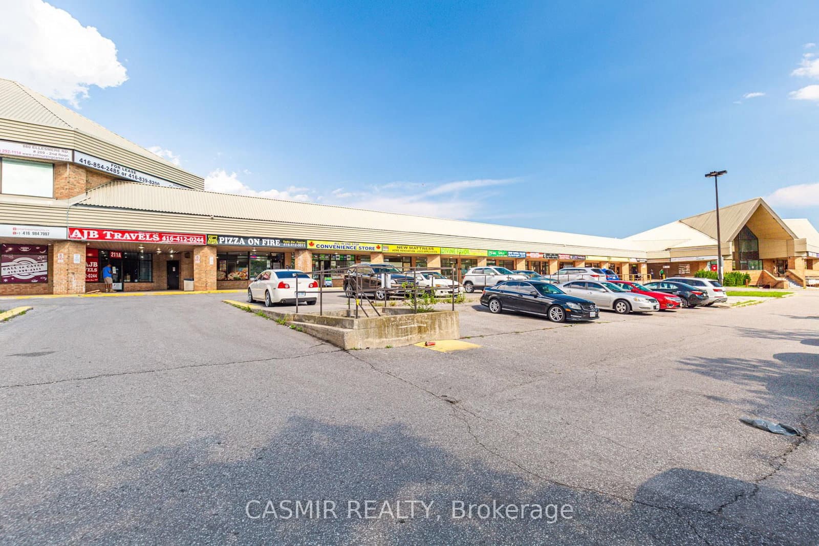 880 Ellesmere Road, Unit N11 - Image 4