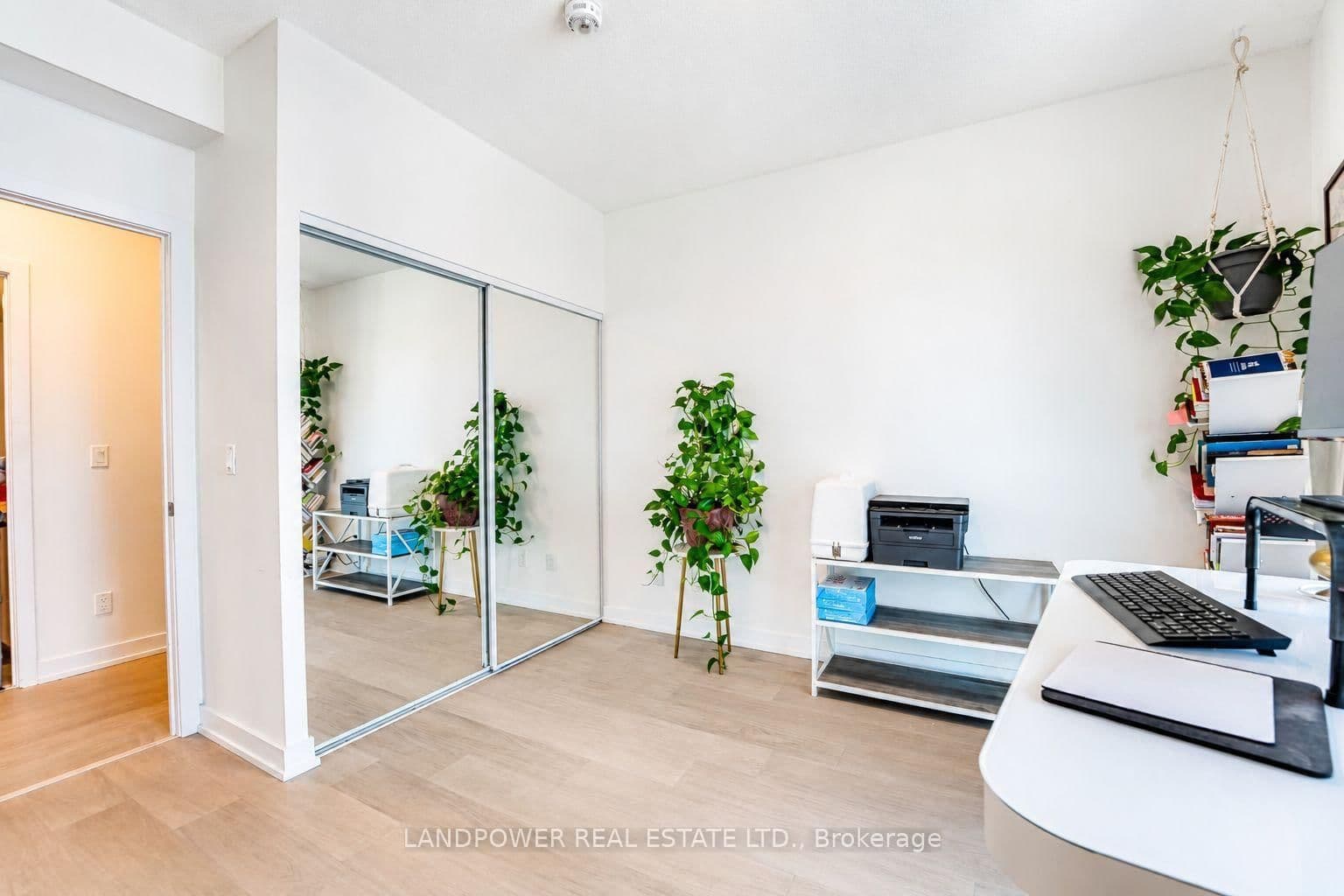 8 Trent Avenue, Unit 824 - Image 4