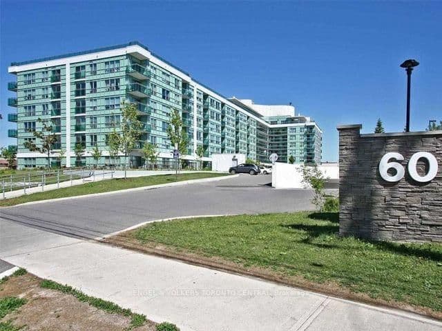 60 Fairfax Crescent, Unit 330 - Image 1