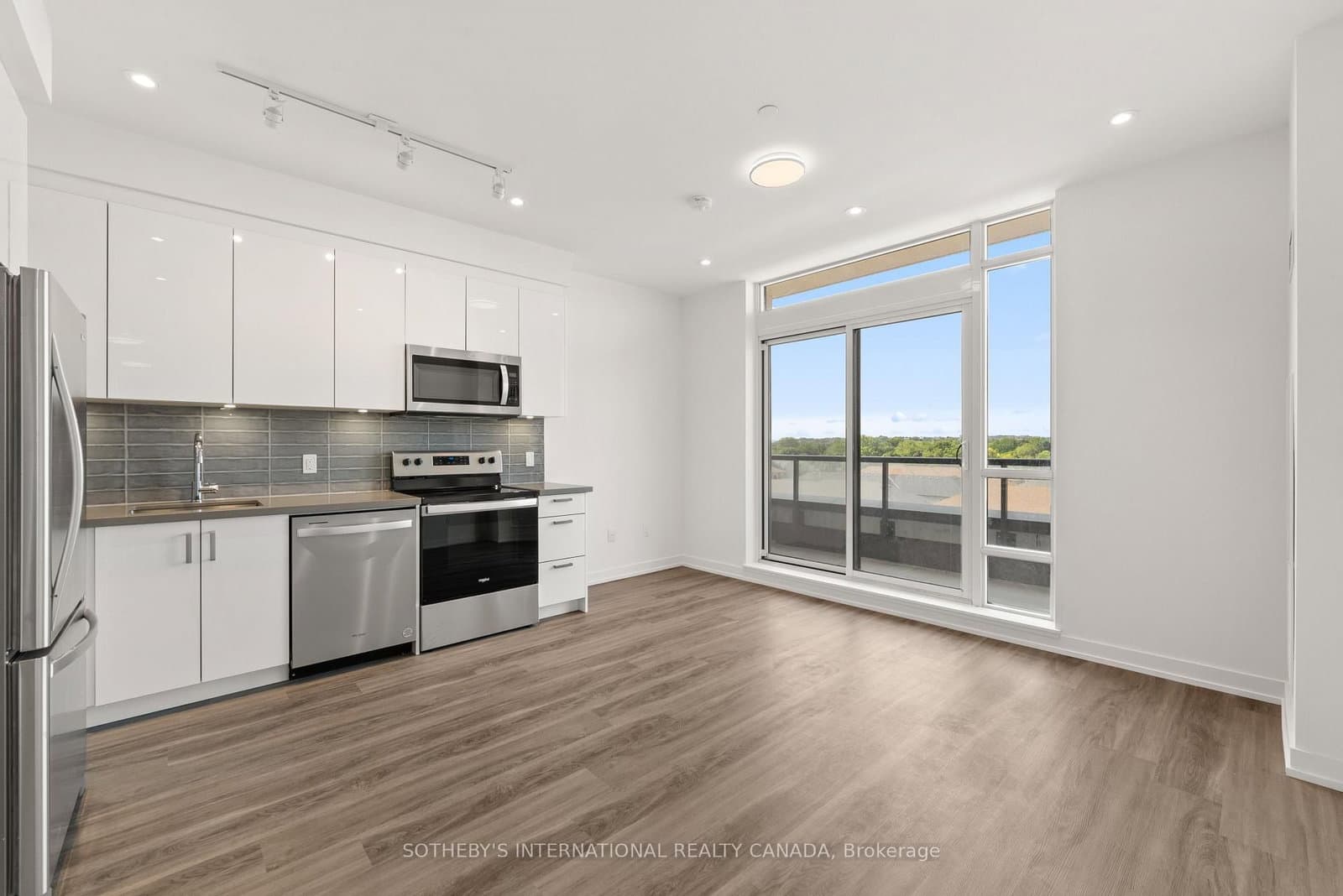 1010 Dundas Street E, Unit PH 20 - Image 2