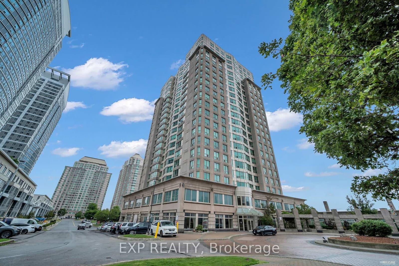 8 Lee Centre Drive N, Unit 1016 - Image 1