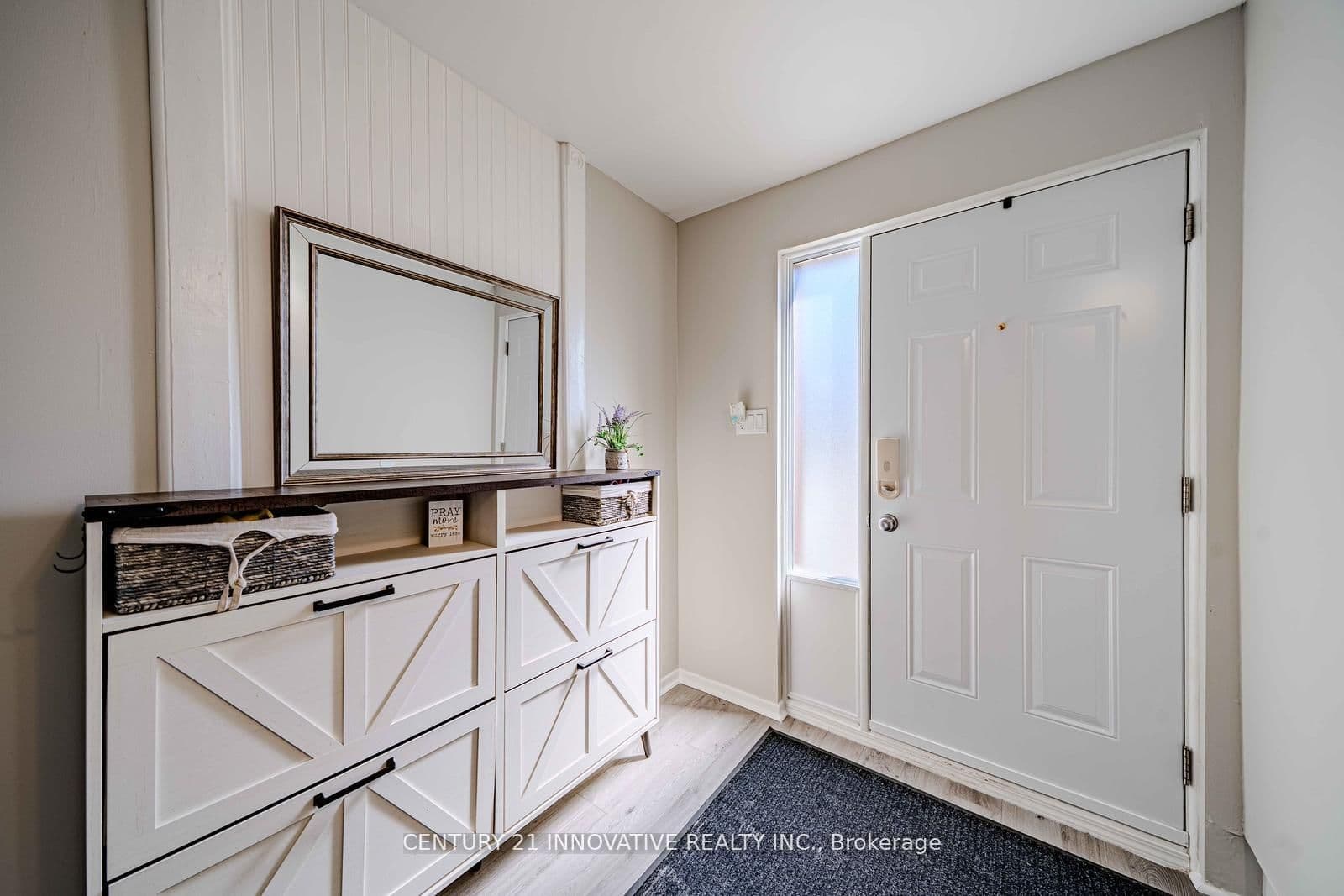 35 The Bridle Path - Image 6