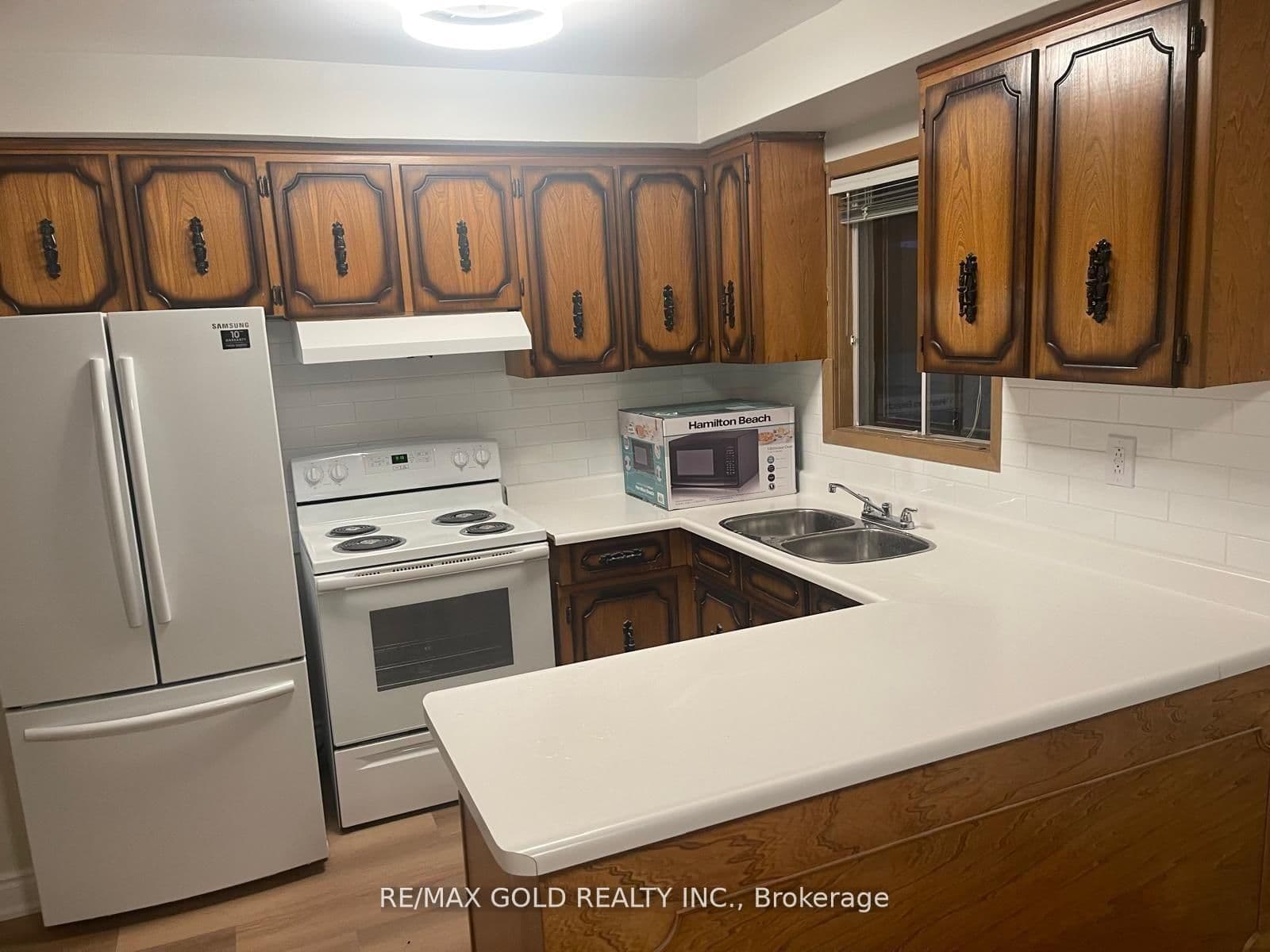 39 Magnolia Avenue - Image 4