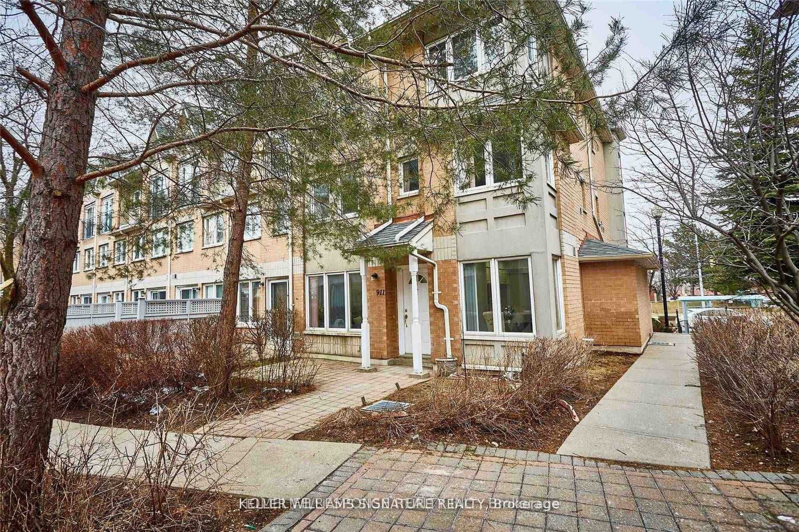 29 Rosebank Drive, Unit 911 - Image 1
