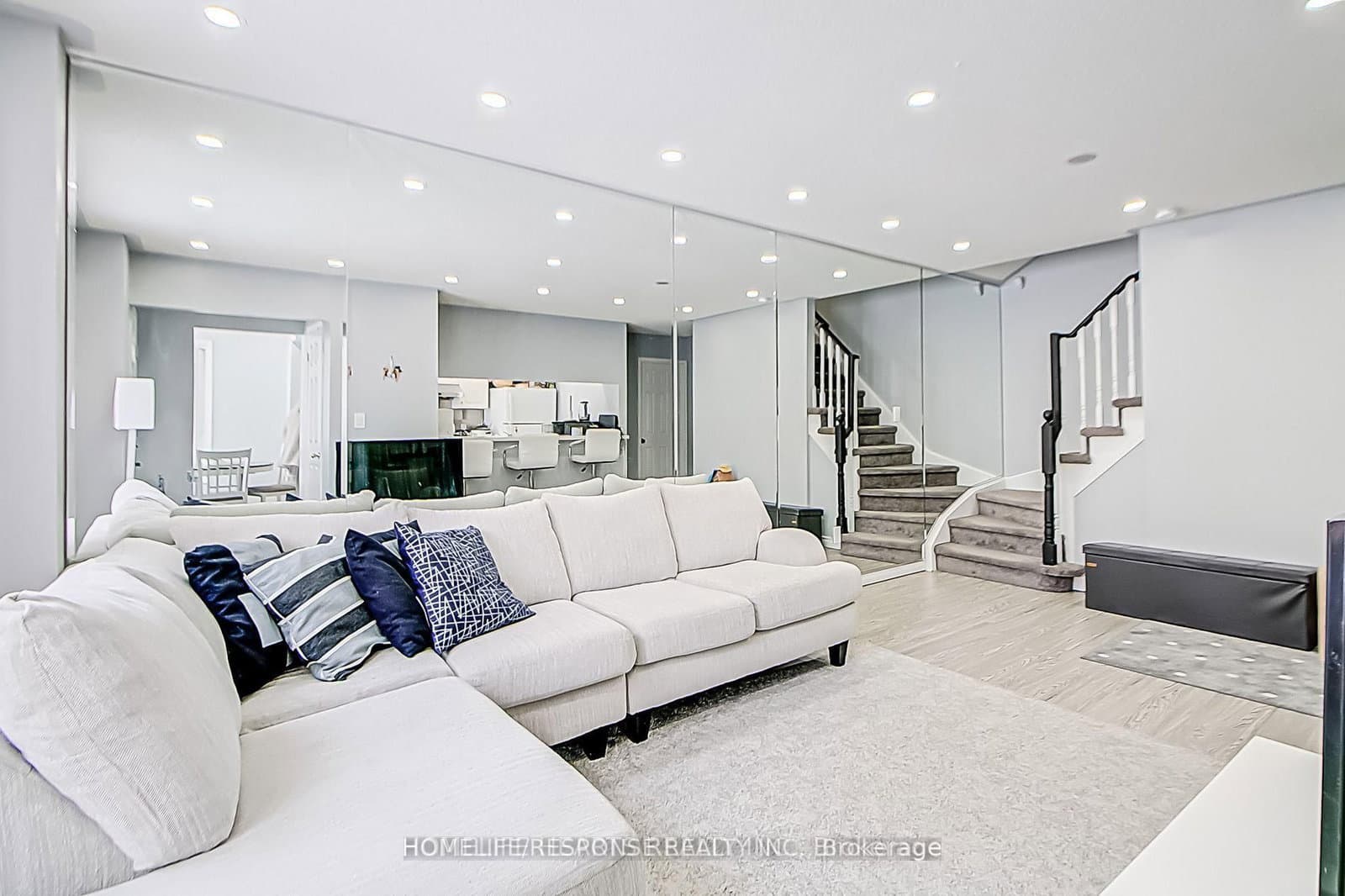 29 Rosebank Drive, Unit 911 - Image 5