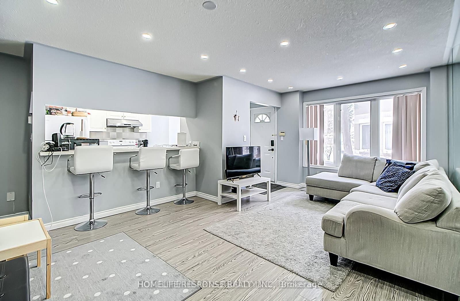 29 Rosebank Drive, Unit 911 - Image 6