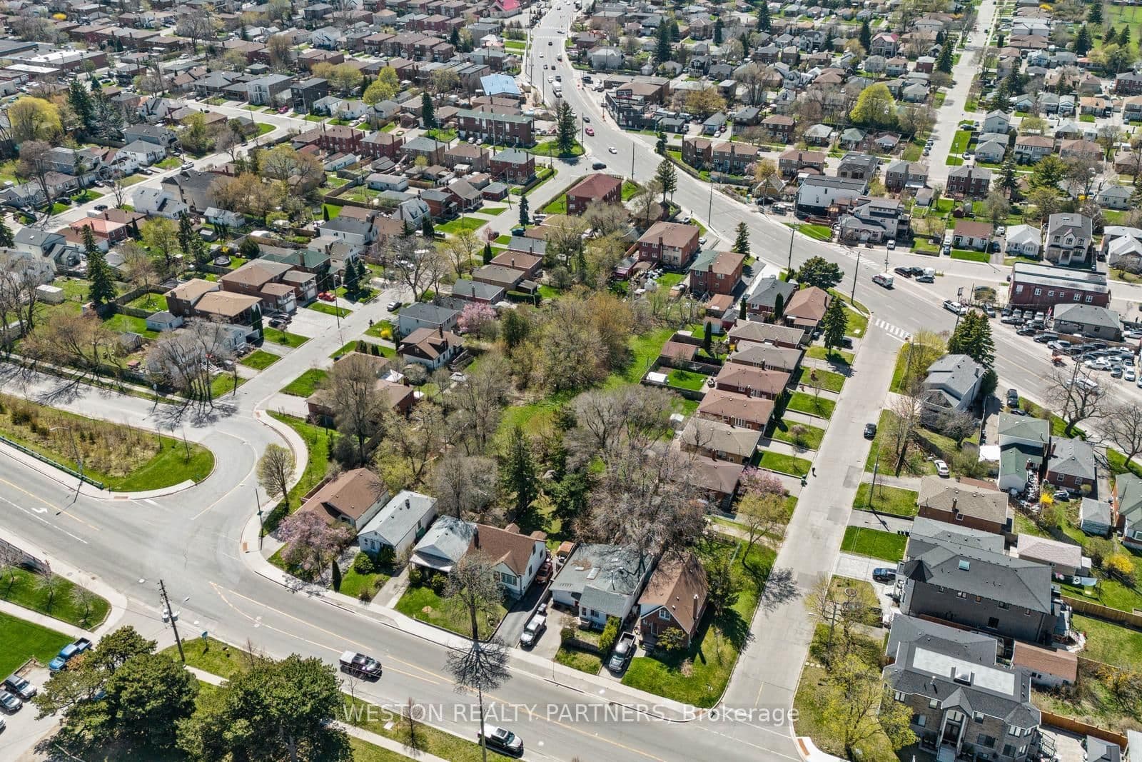 372-374 Kennedy Road - Image 4