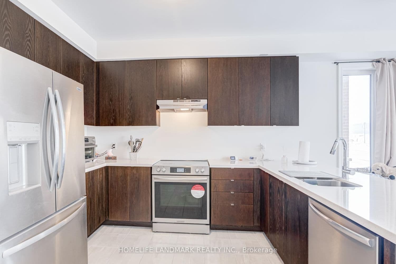 2844 Whites Road, Unit main,2nd and 3rd floor - Image 4