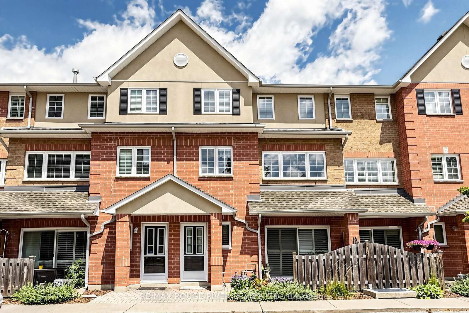 1400 The Esplanade N, Unit 418 - Image 1