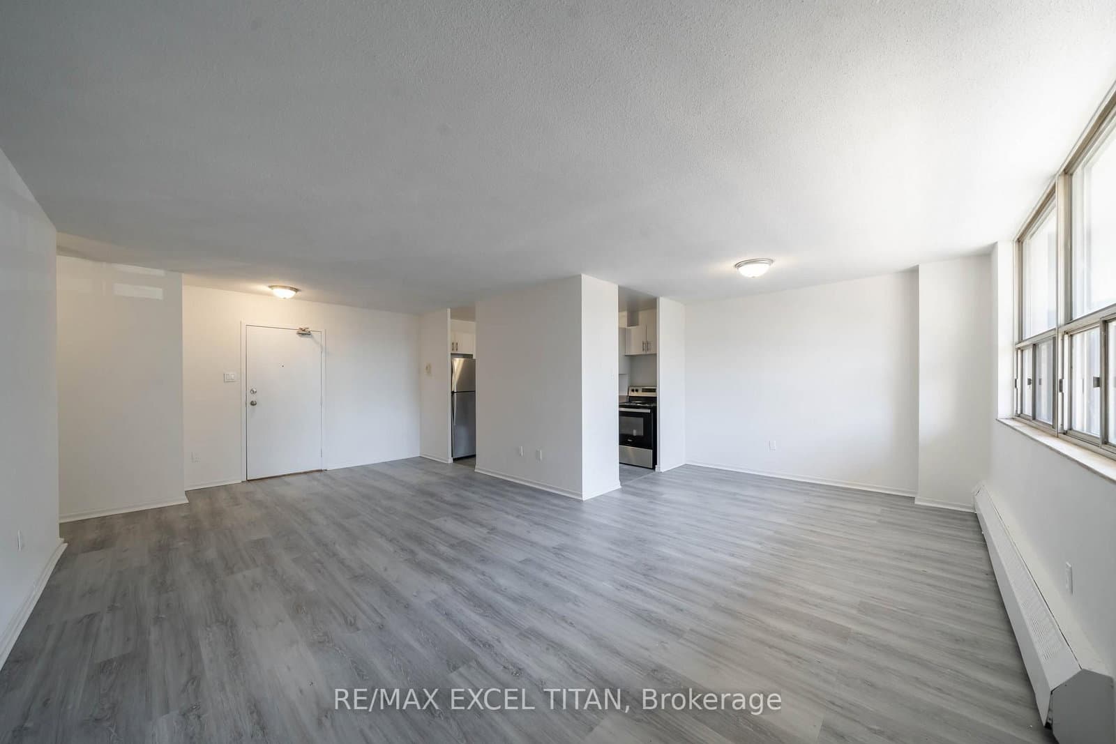 5 Glamorgan Avenue, Unit 301 - Image 5