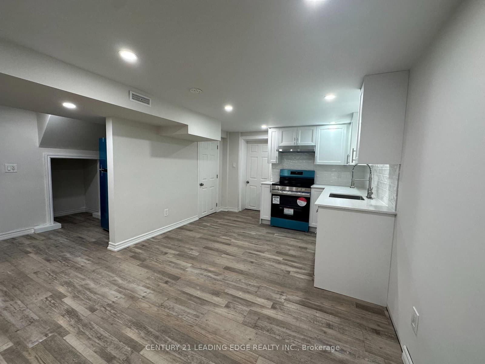 11 White Abbey Park, Unit Bsmt - Image 3