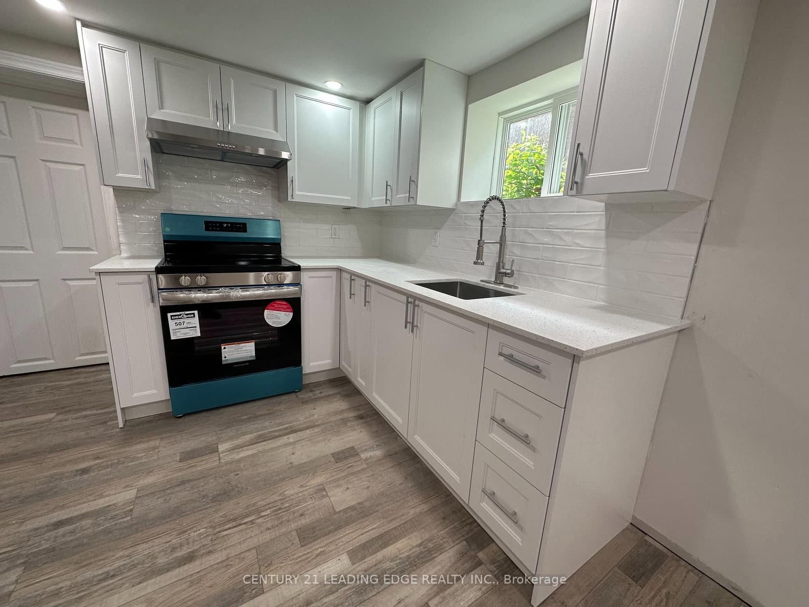 11 White Abbey Park, Unit Bsmt - Image 6