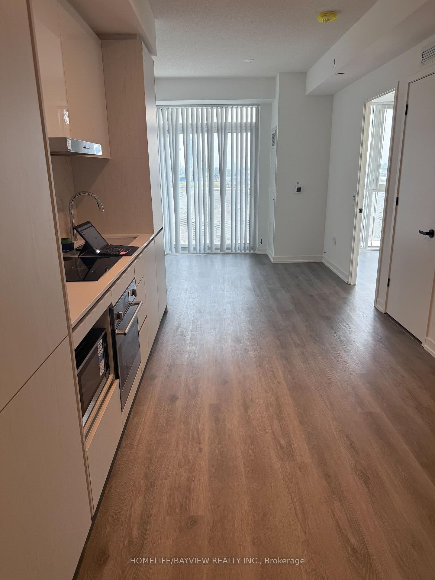 2545 Simcoe Street, Unit 2421