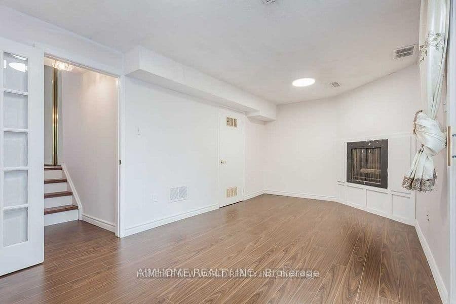 30 Chichester Place, Unit 3 - Image 6