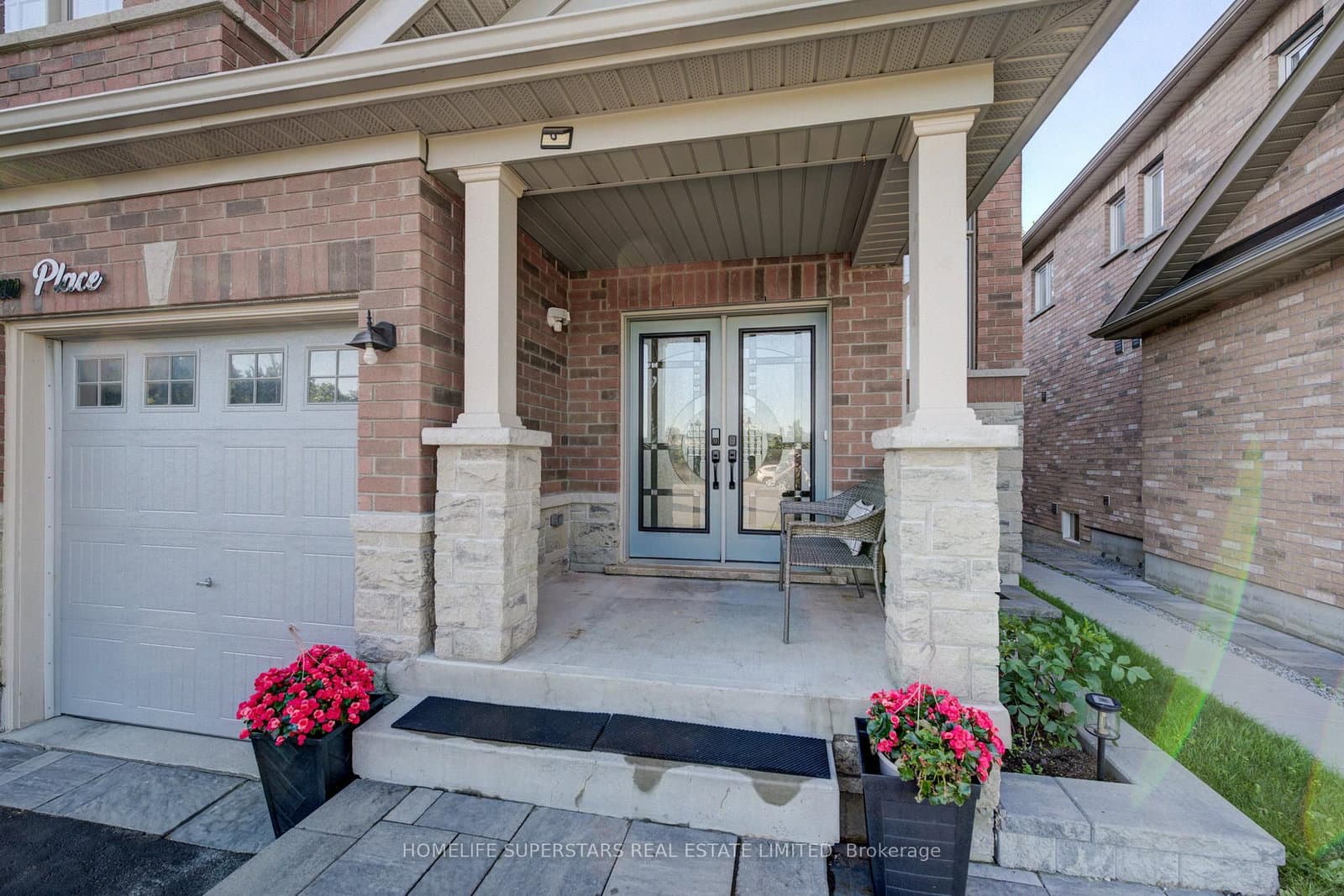 27 Upperview Place - Image 3