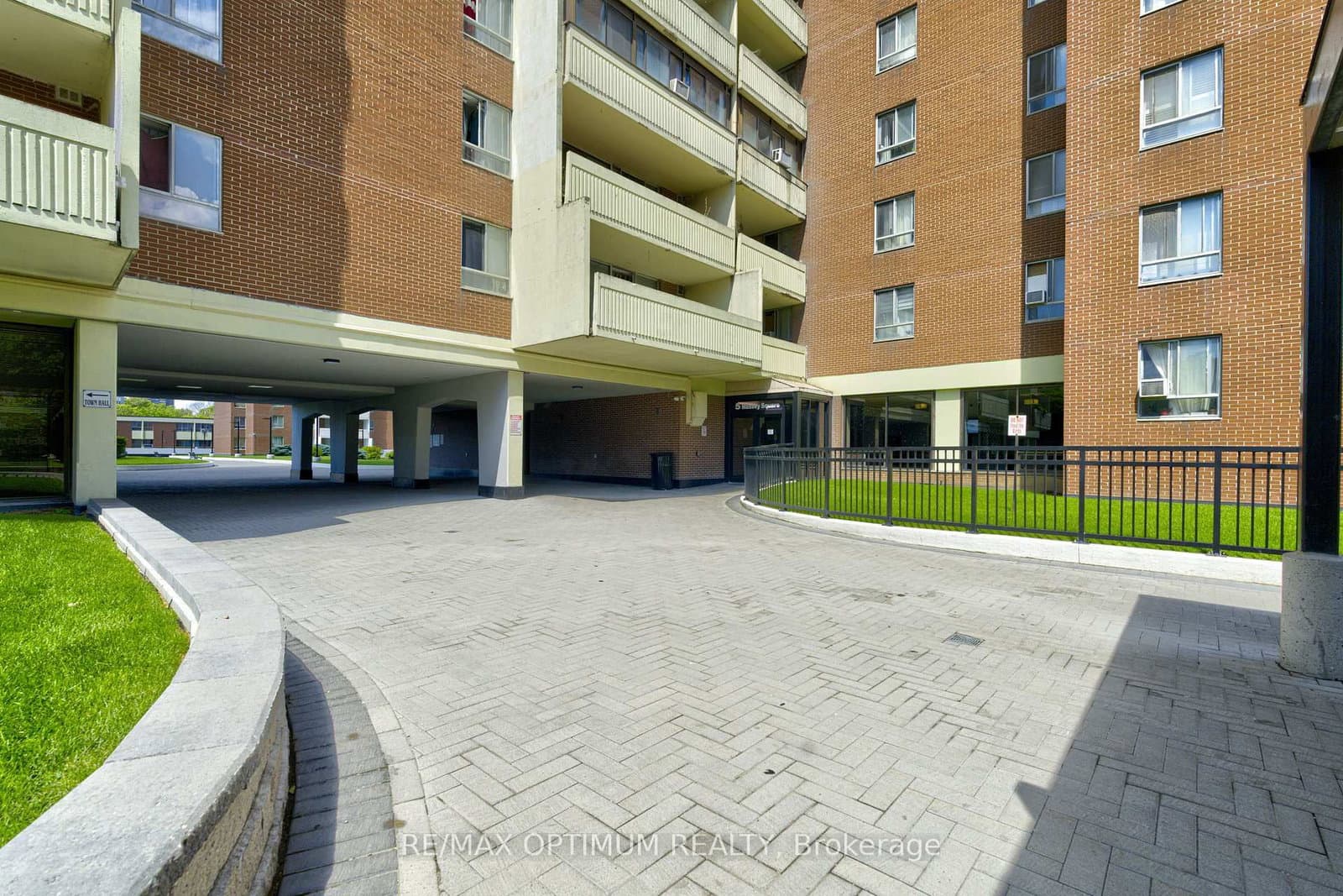 5 Massey Square, Unit 2110 - Image 4