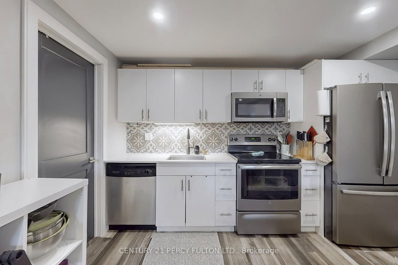 84 Wiley Avenue, Unit lower level - Image 6