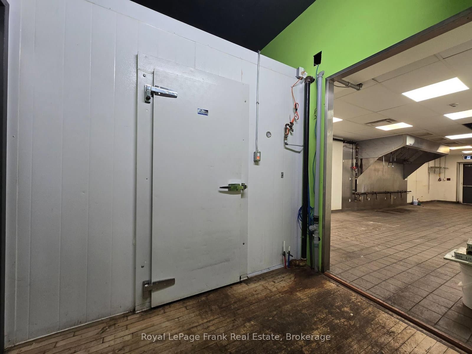37 King Street E, Unit B - Image 5