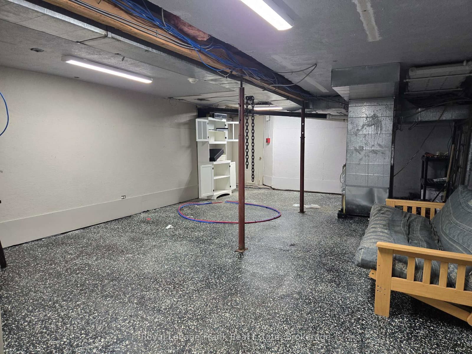 37 King Street E, Unit A - Image 5