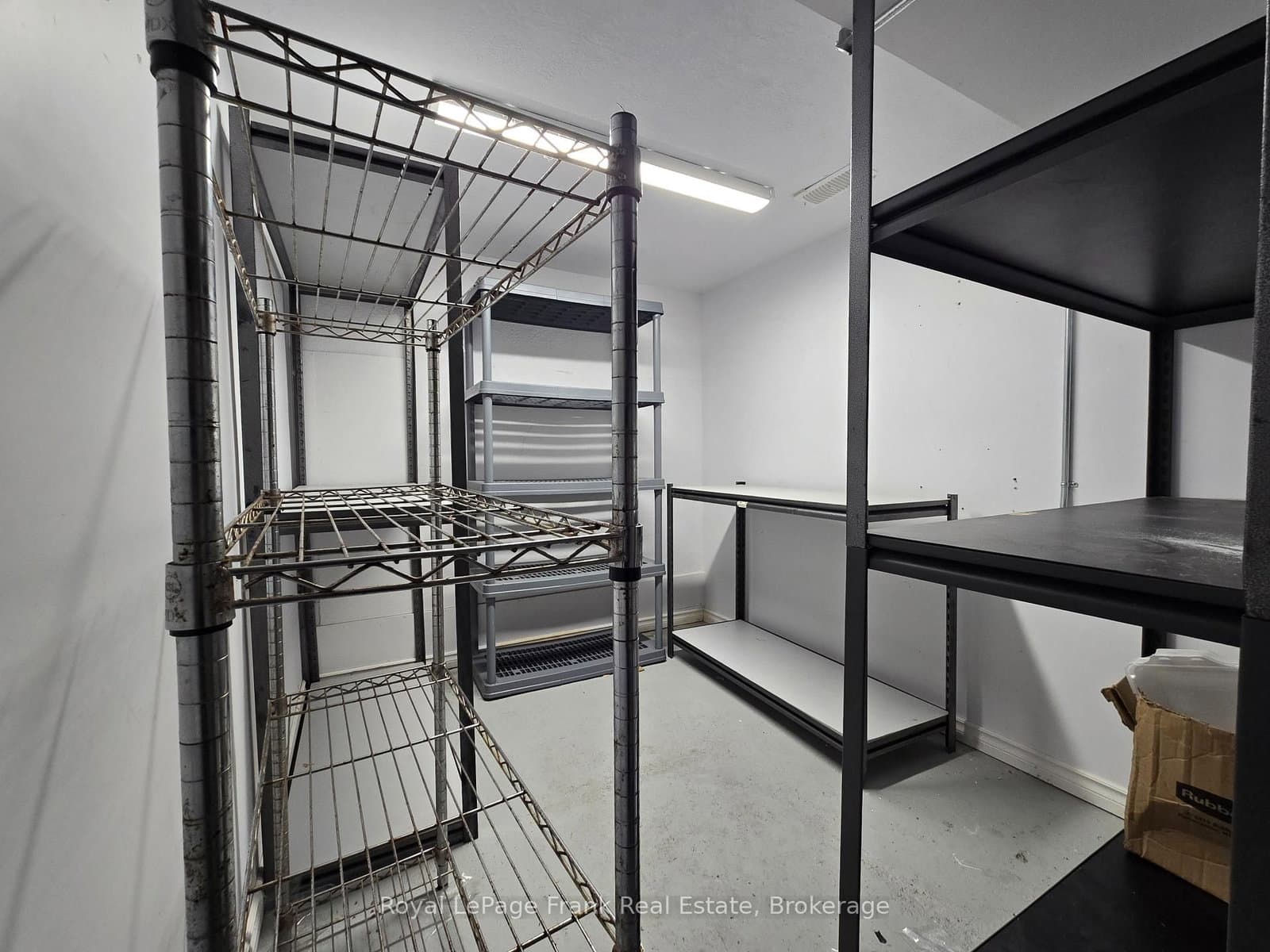 37 King Street E, Unit A - Image 6