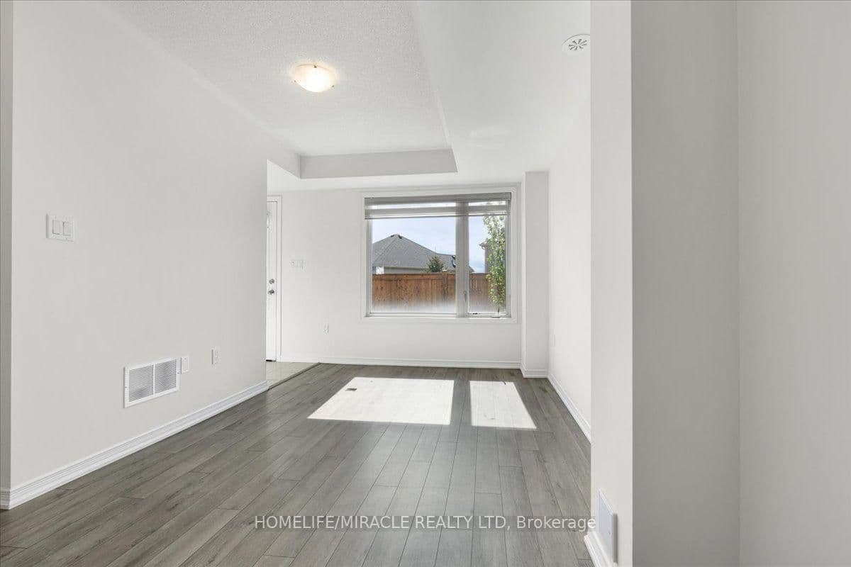 1392 Coral Springs Path - Image 4