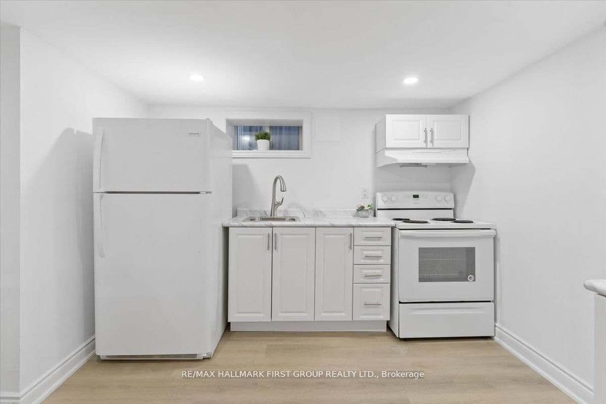 46 Tulloch Drive, Unit Basement - Image 4