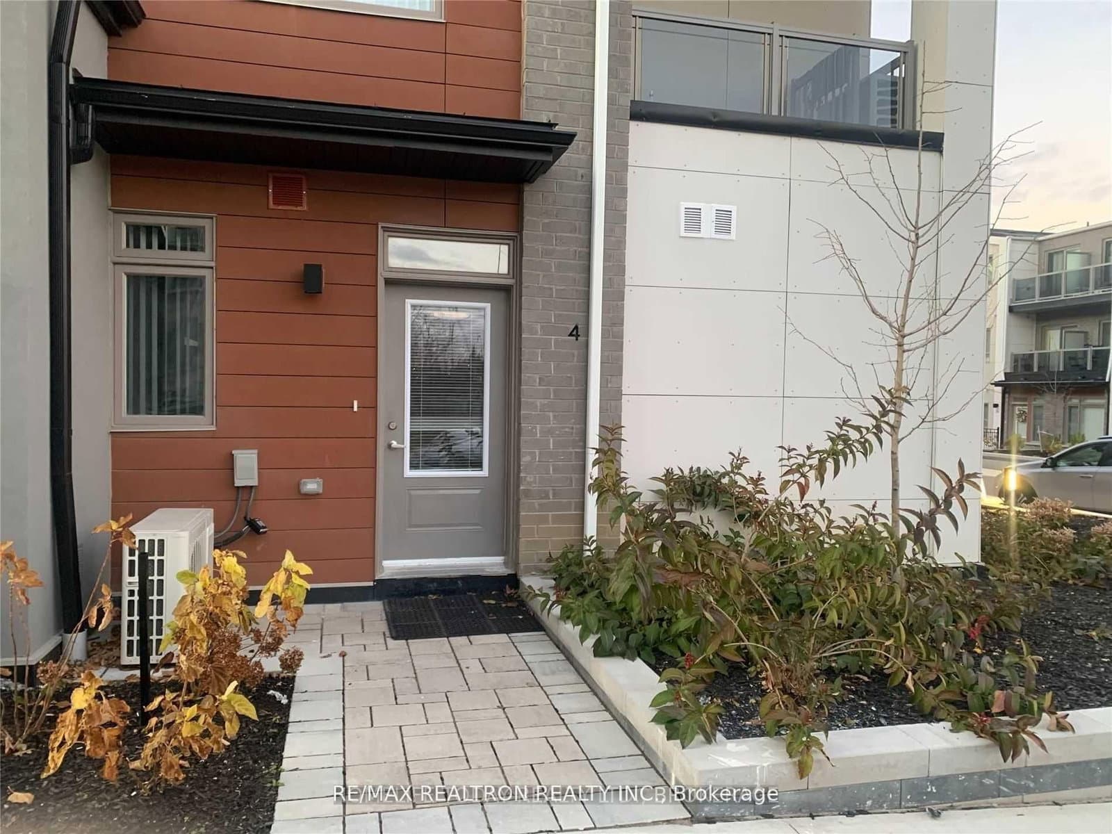 50 Orchid Place Drive, Unit 4 - Image 1