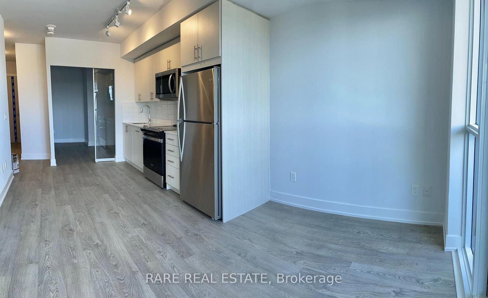 2550 Simcoe Street, Unit 1614 - Image 3