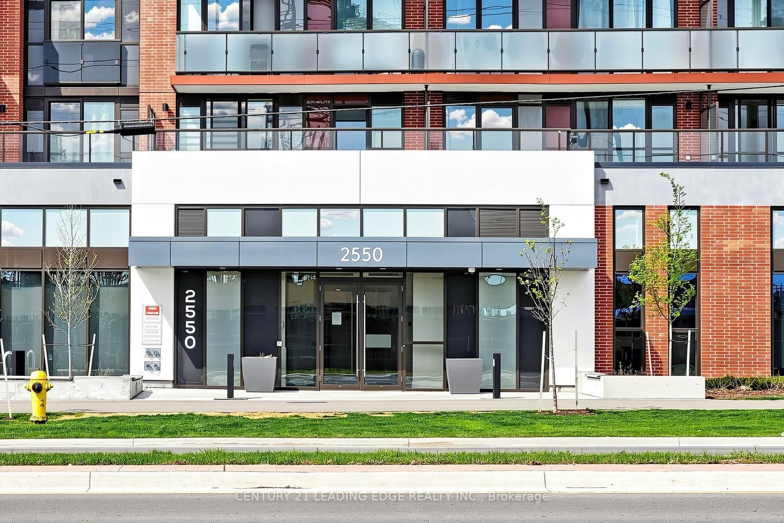 2550 Simcoe Street N, Unit 409 - Image 3